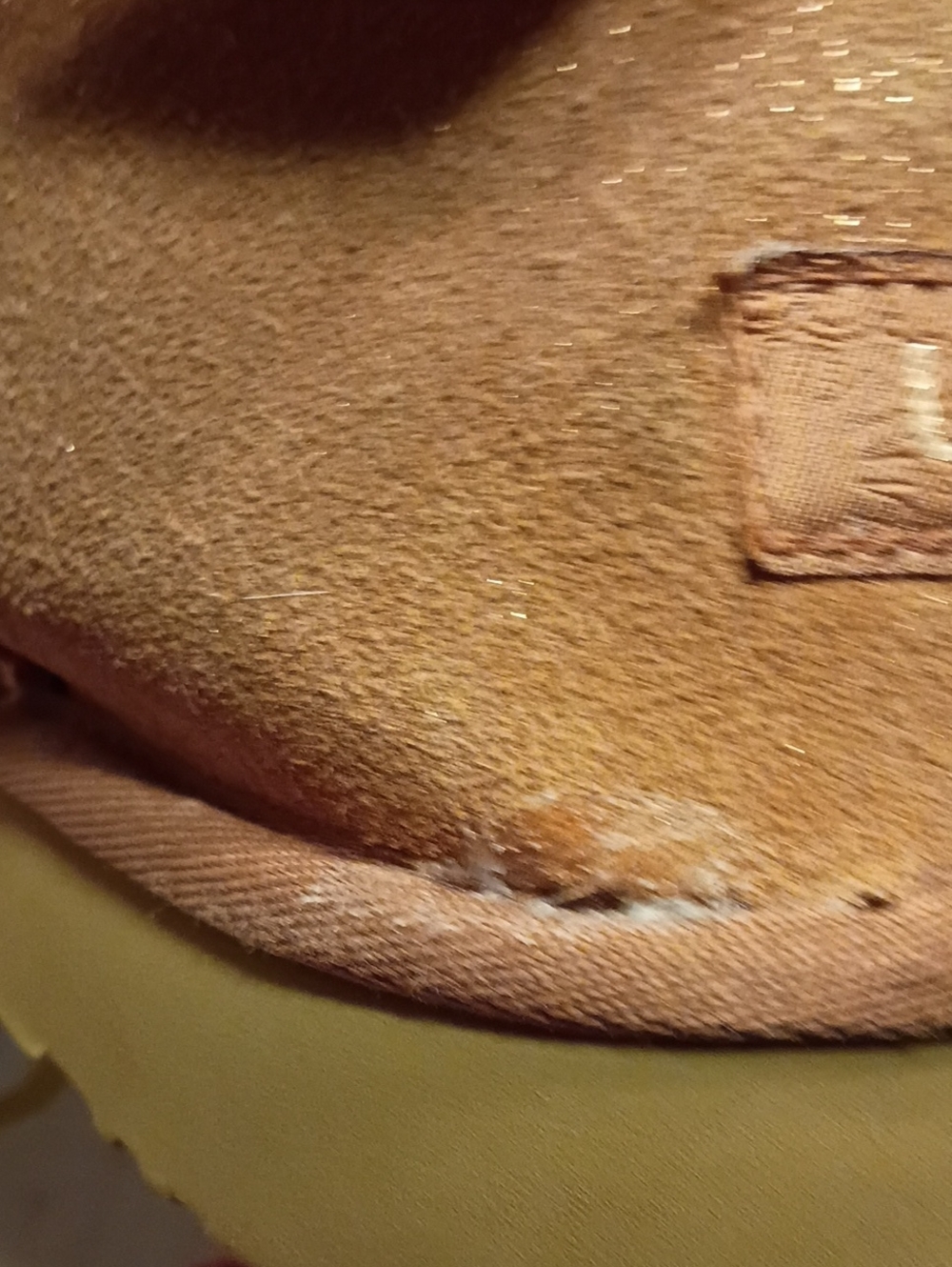 UGG Size 10 Shoes - Picture 7 of 10